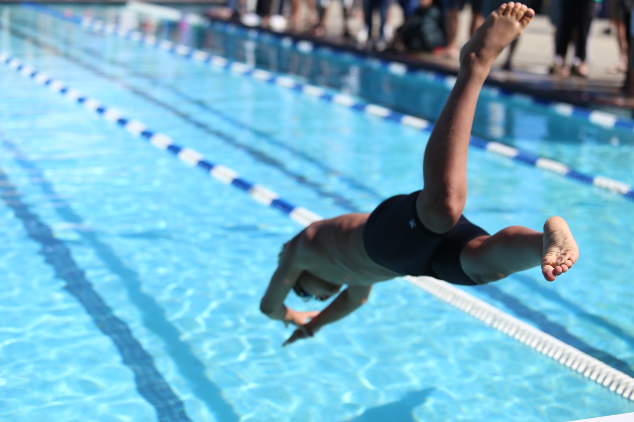 What Benefits Can We Bring To Our Body Through Swimming? What Are The Common Ways Of Swimming?