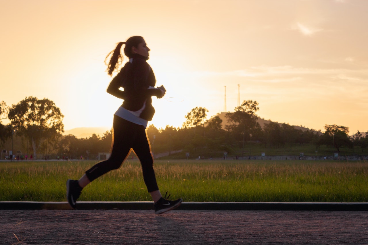 How Many Minutes Does It Take To Run 5 Km? What Are The Benefits For Those Who Keep Running?